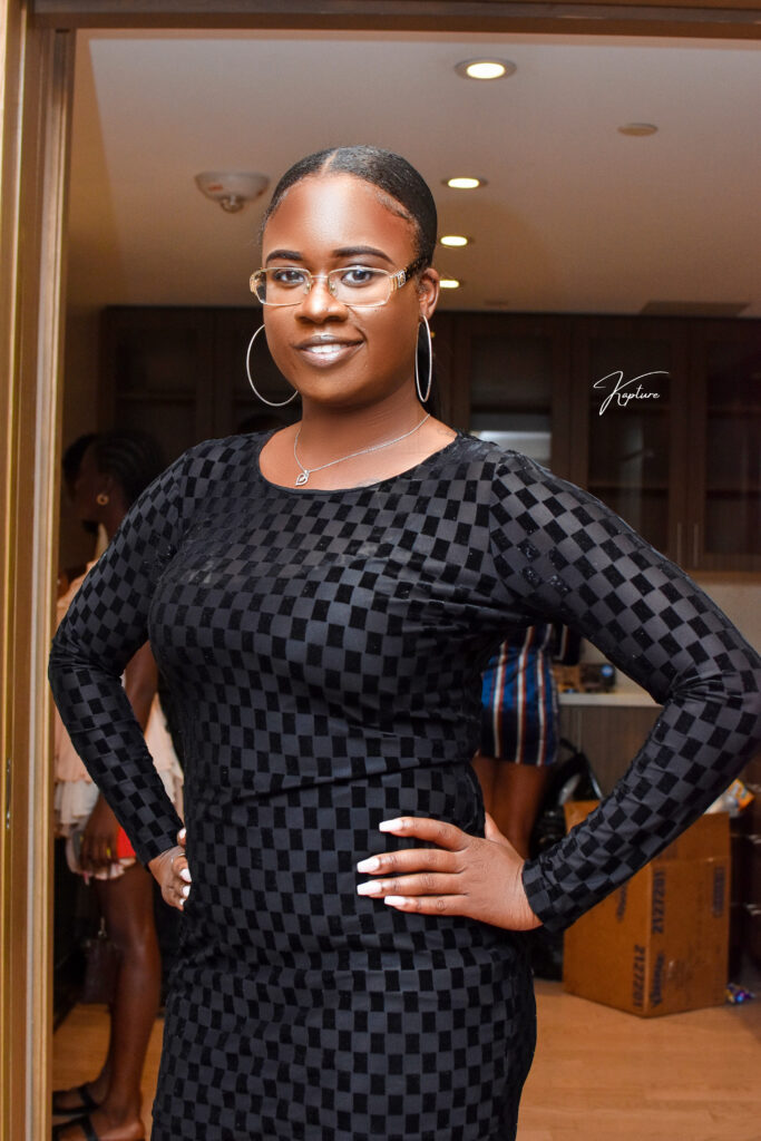 Adult Photoshot - Korede Kapture